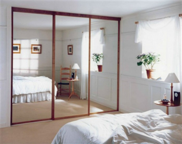 Phòng ngủ nhỏ nên sơn màu gì? cách làm rộng không gian cho nhà chật