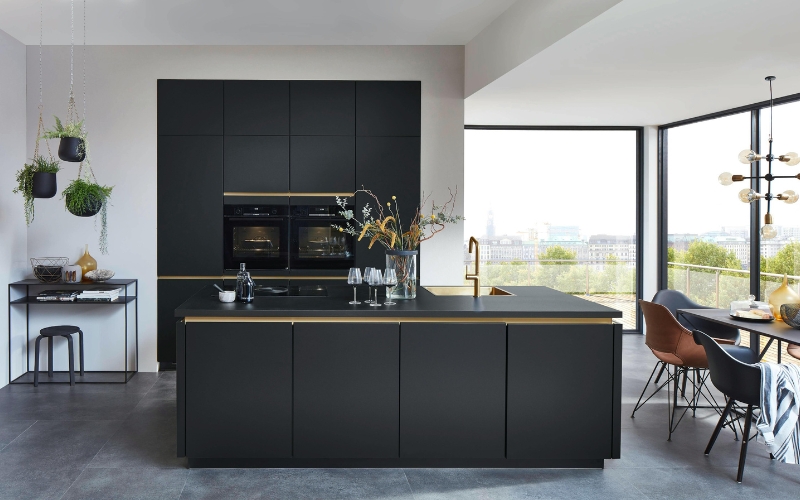 Phòng bếp lớn trên 15m2
