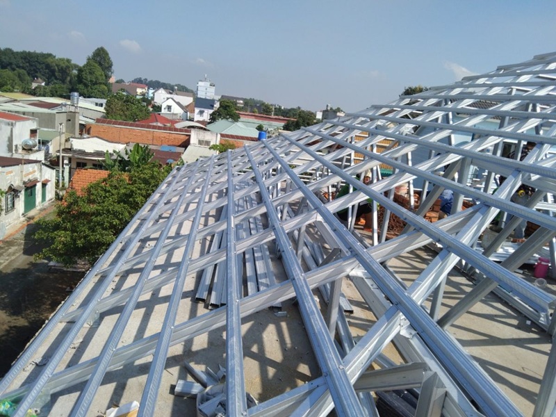 xác định khoảng cách xà gồ lợp mái