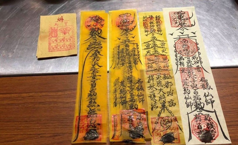 bùa lỗ ban có tác dụng gì