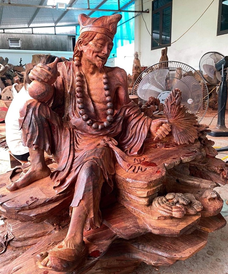 gỗ thủy tùng giá bao nhiêu