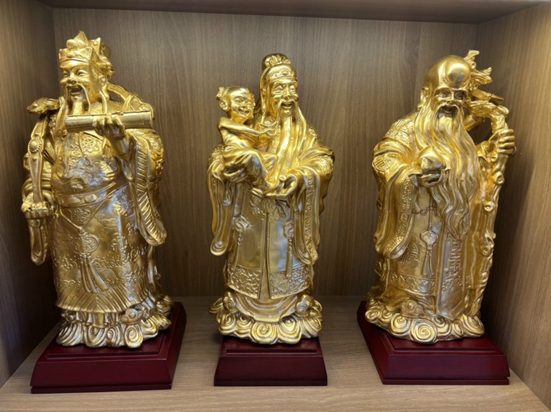 tượng tam đa đặt tại phòng làm việc