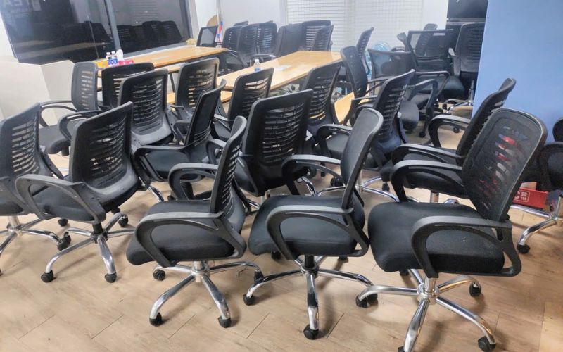 Lựa chọn hạn chế về mẫu mã và thiết kế