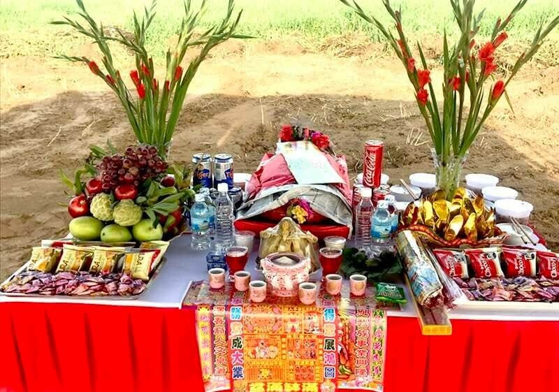 mâm cúng đất đai chay
