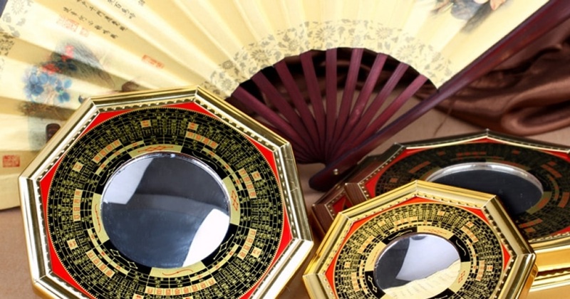 nên hay không nên treo gương bát quái